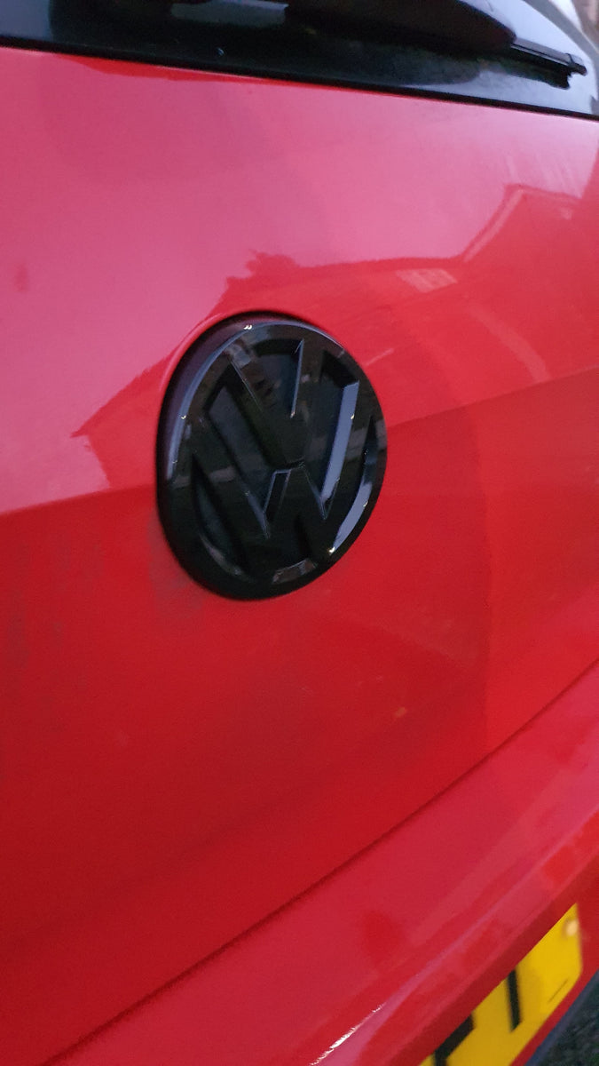 Schwarze VW Emblem #golf #git #tuning 